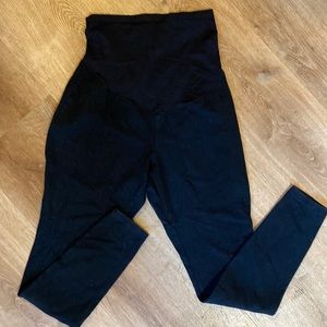 ON maternity black leggings